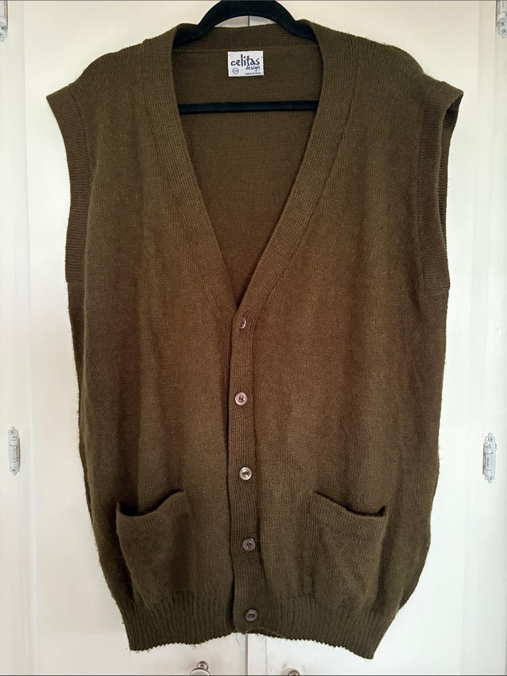 Celitas Olive Green Lightweight 100% Wool Knit Button-Front Men's Vest XXL NWOT